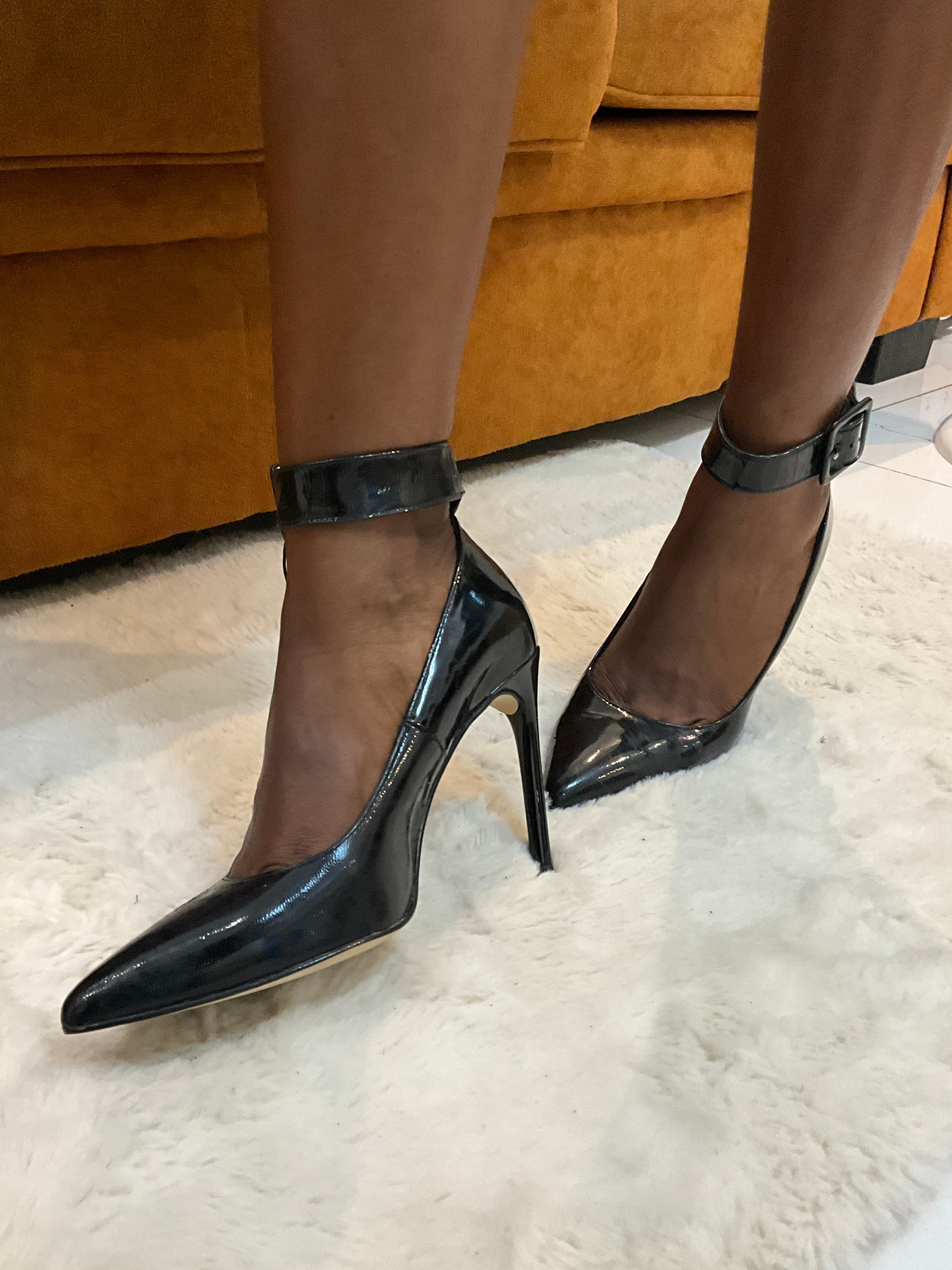 Escarpins Noirs “Nuit Ecarlate”